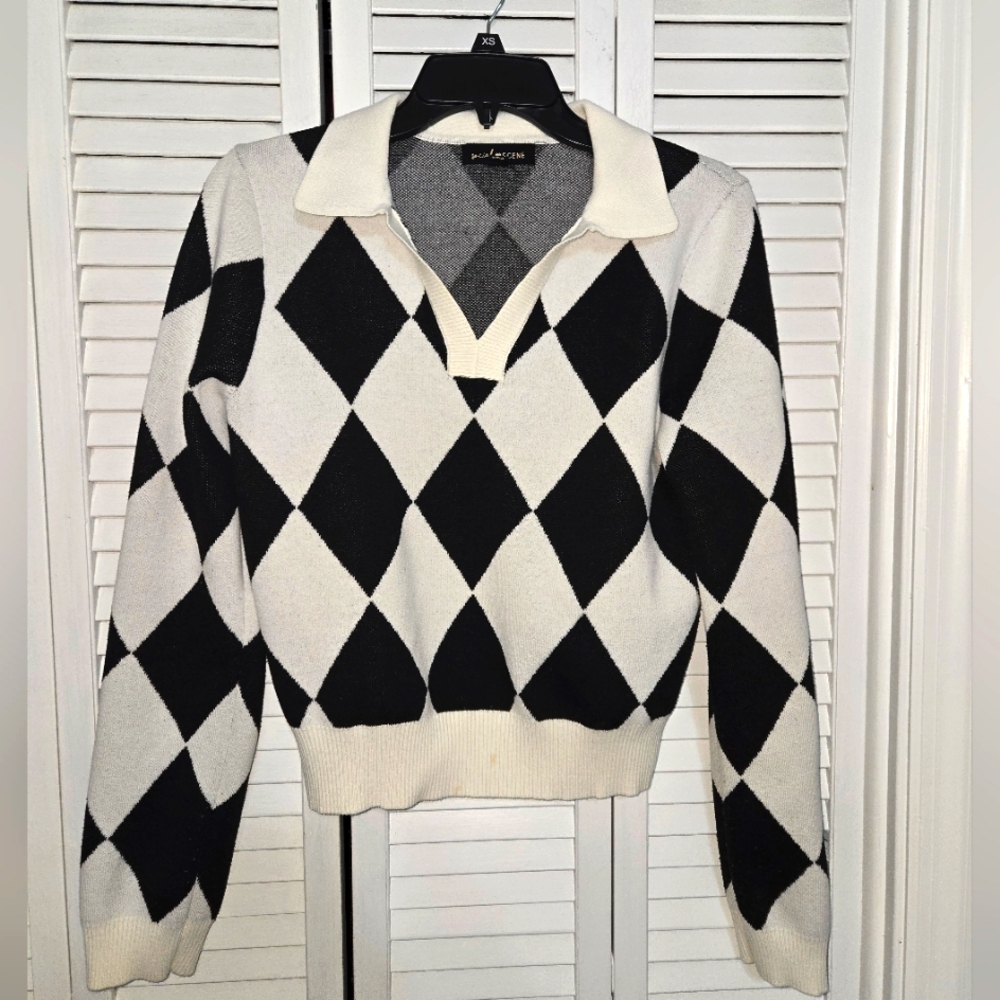 Argyle Collared Pullover Sweater - Black & Cream